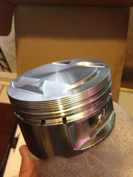 JE Forged 11:1 pistons